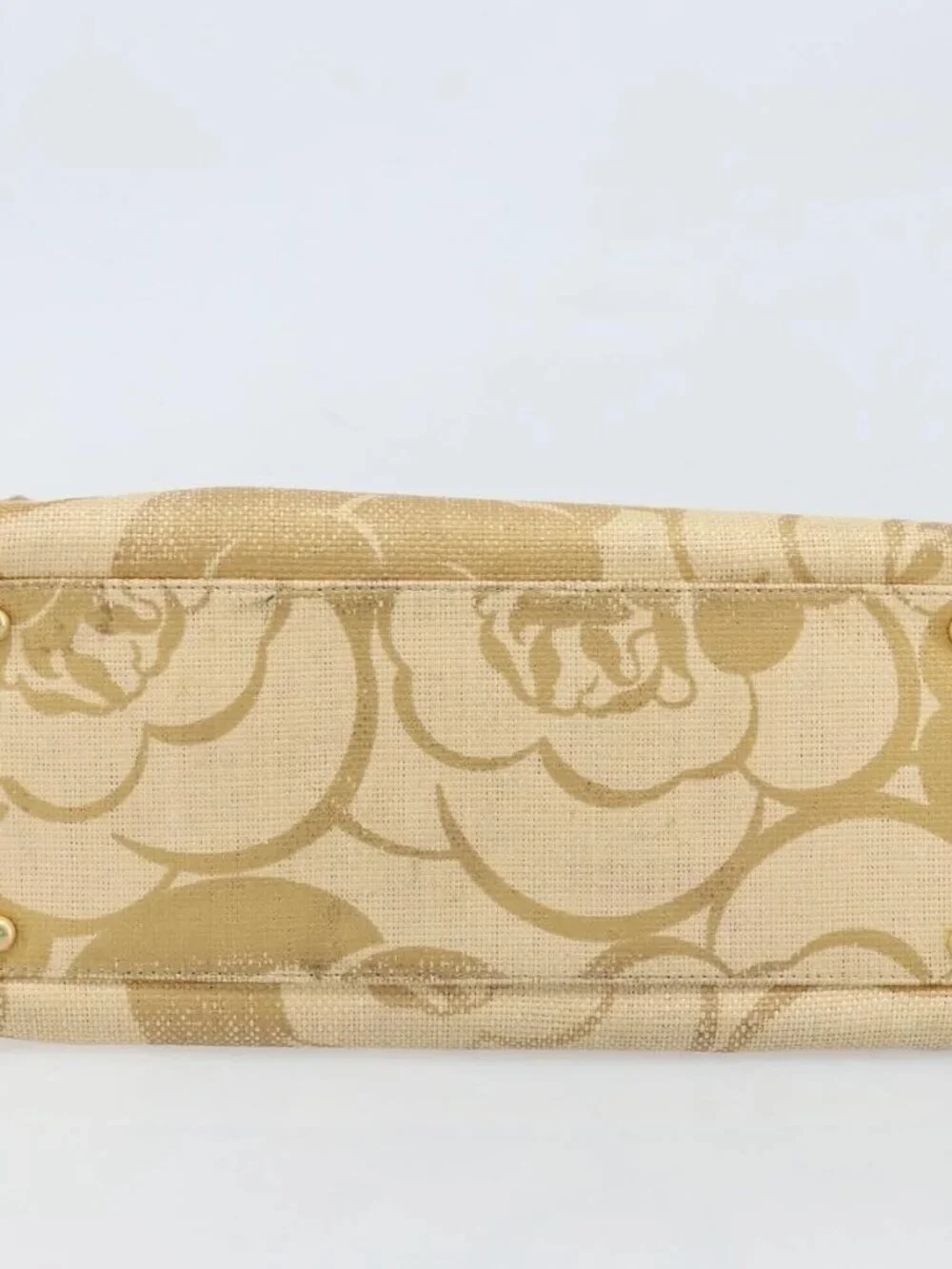 CHANEL Tote Bag Straw Beige Gold CC Auth bs33645